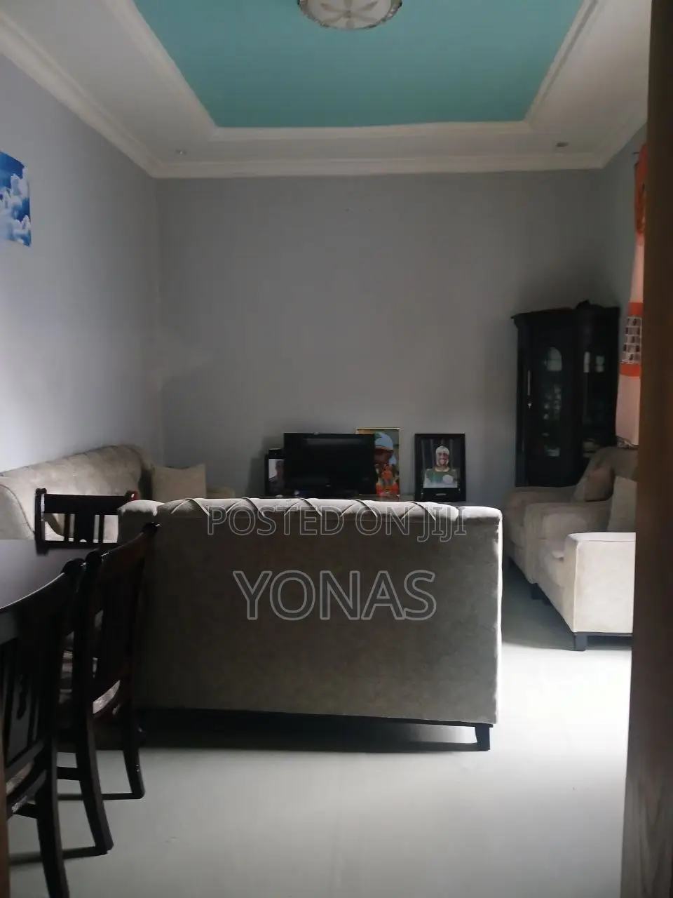 5bdrm House in Akaky Kaliti for sale