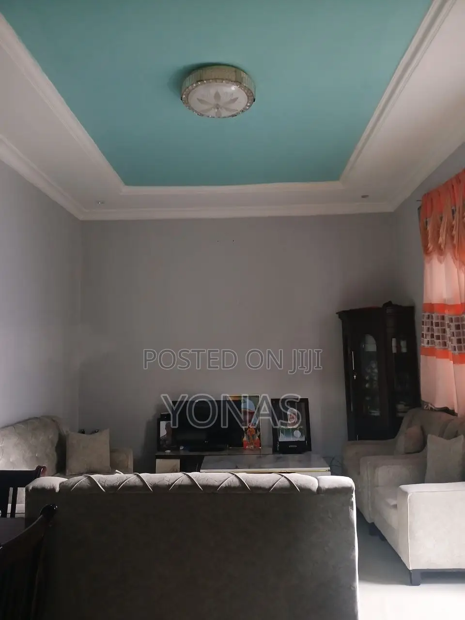5bdrm House in Akaky Kaliti for sale