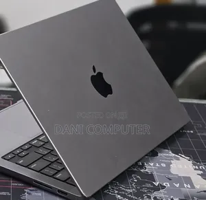 New Laptop Apple MacBook Pro 2023 M3 8GB Intel Core M3 SSD 512GB
