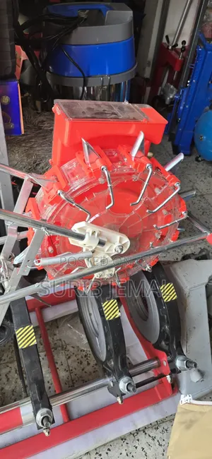 Manual Hand-Push Seeder