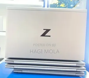 New Laptop HP ZBook Firefly G8 16GB Intel Core i7 SSD 512GB