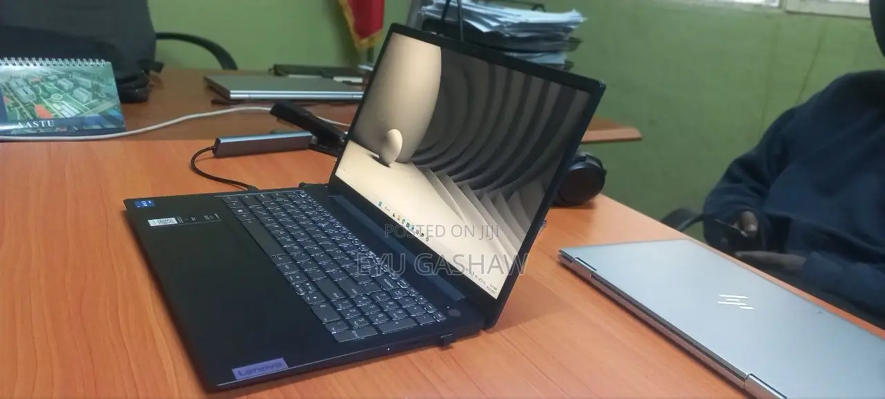 Laptop Lenovo Ideapad 3 8GB Intel Core i5 SSD 500GB