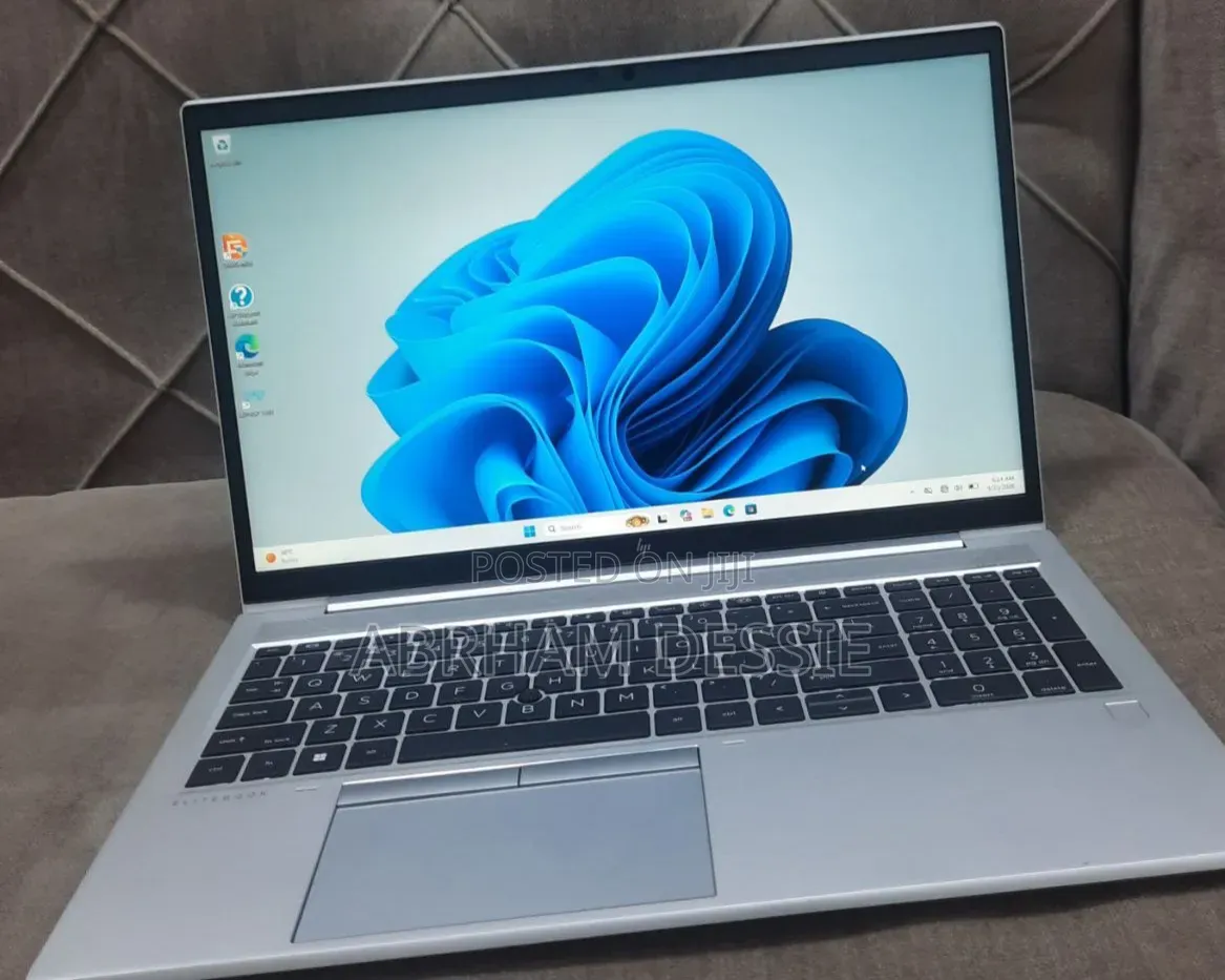New Laptop HP 16GB Intel Core i7 SSD 512GB
