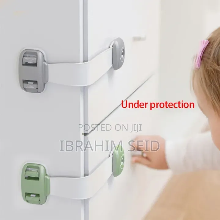 የህጻናት ደህንነት መጠበቂያ ቁልፍ White Crown Child Safety Lock