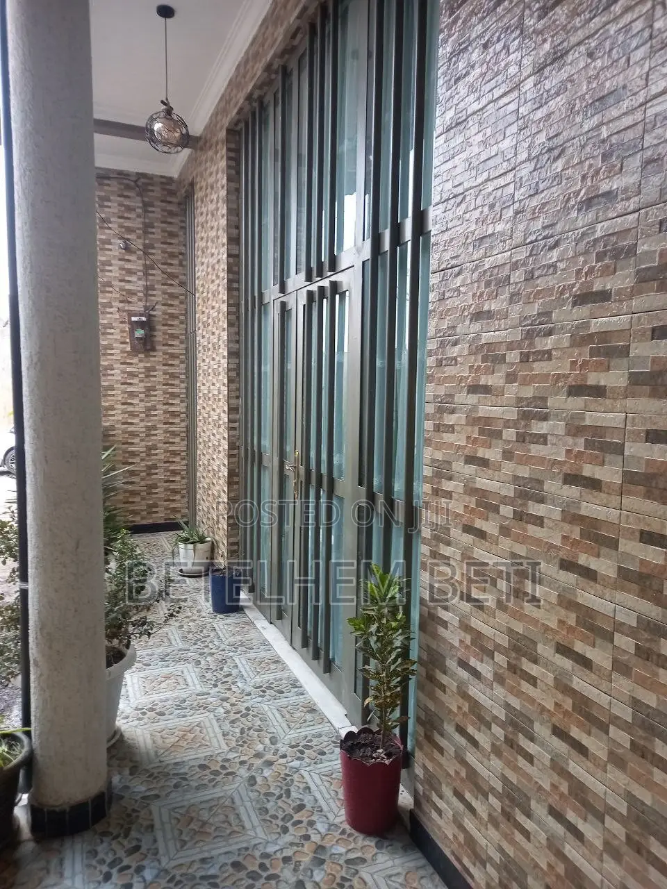 Furnished 4bdrm Villa in Akaky Kaliti for sale