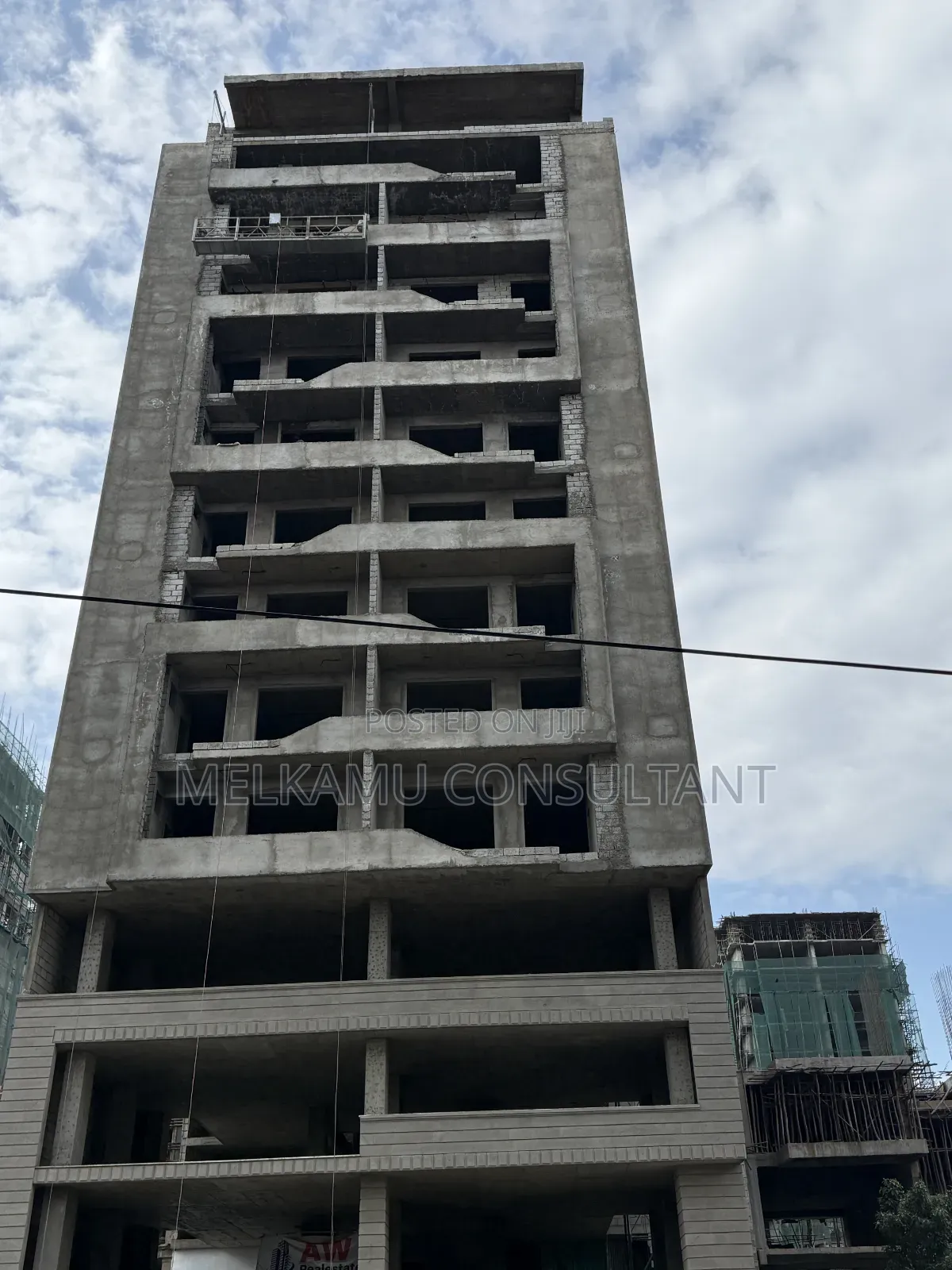 1bdrm Apartment in Aw, Arada for sale