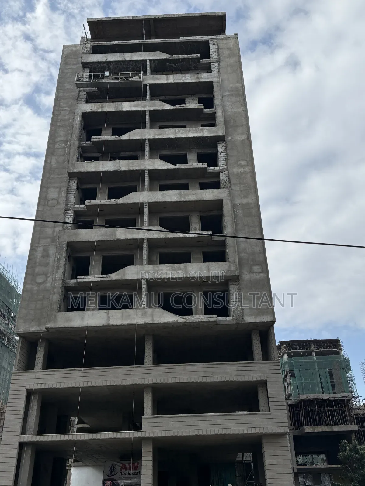 1bdrm Apartment in Aw, Arada for sale