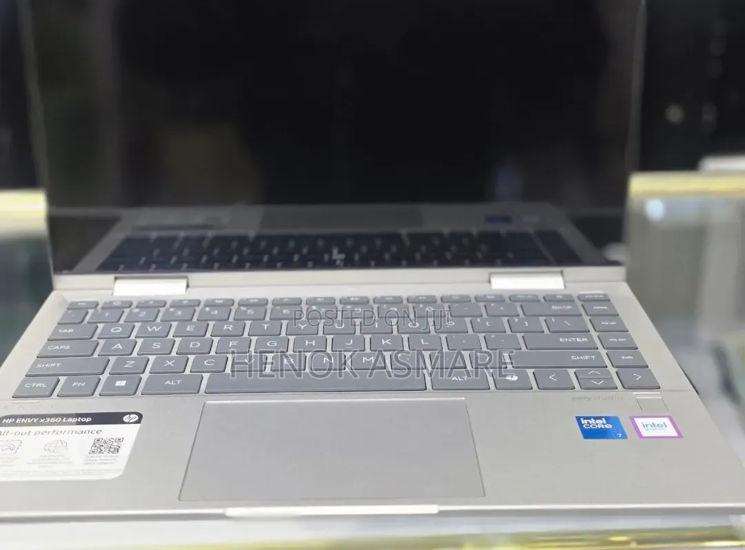 New Laptop HP Envy x360 16GB Intel Core 7 SSD 1T