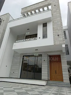 10bdrm House in Bole for sale