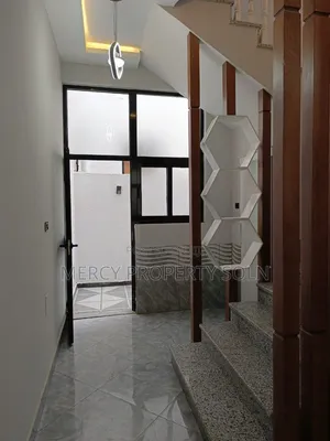 10bdrm House in Bole for sale