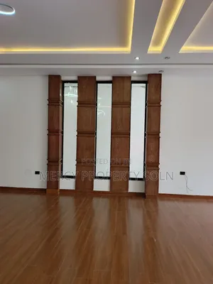 10bdrm House in Bole for sale