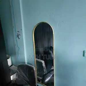ለሽያጭ! → ሙሉ የሴቶች ሳሎን እቃዎች