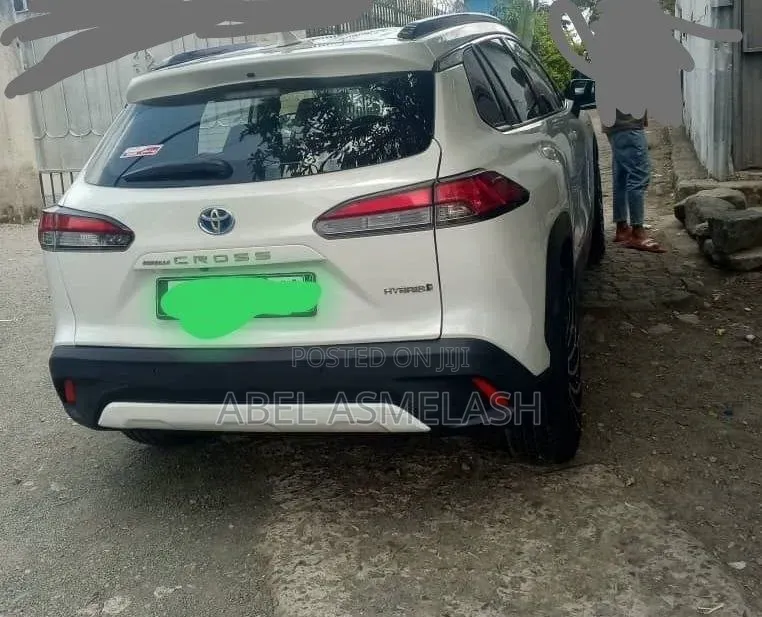 Toyota Corolla 2022 White