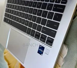 New Laptop HP EliteBook 840 G9 16GB Intel Core i5 SSD 512GB