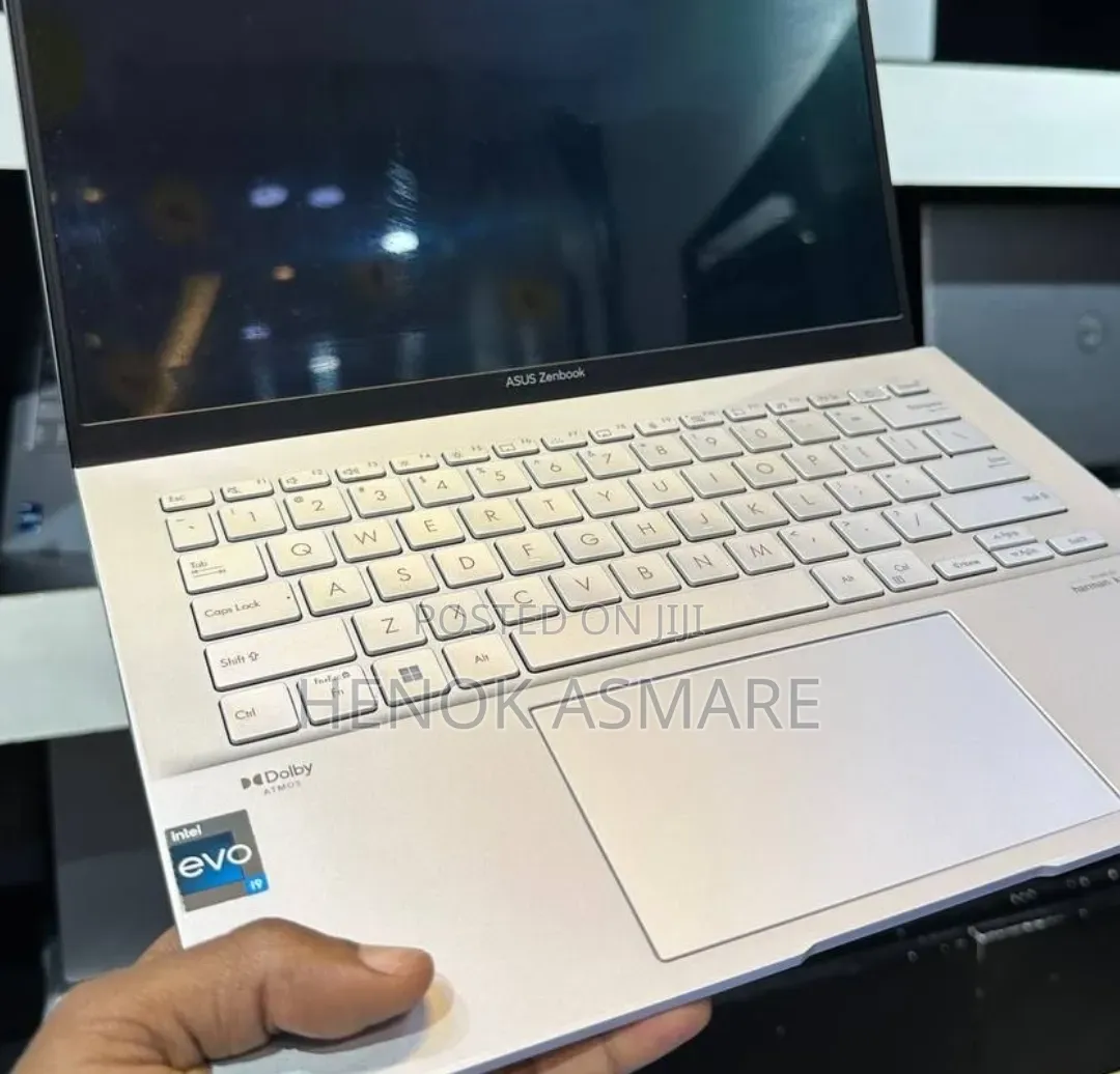 New Laptop Asus Zenbook 14 16GB Intel Core i9 SSD 512GB