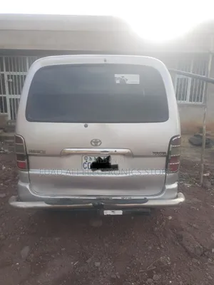 Toyota Grand HiAce G X Edition 3.0 Diesel Turbo RWD 8-Seater 2002