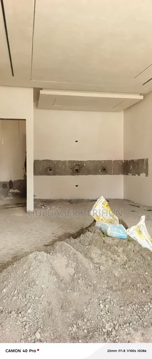 Furnished 3bdrm Villa in Bole for sale