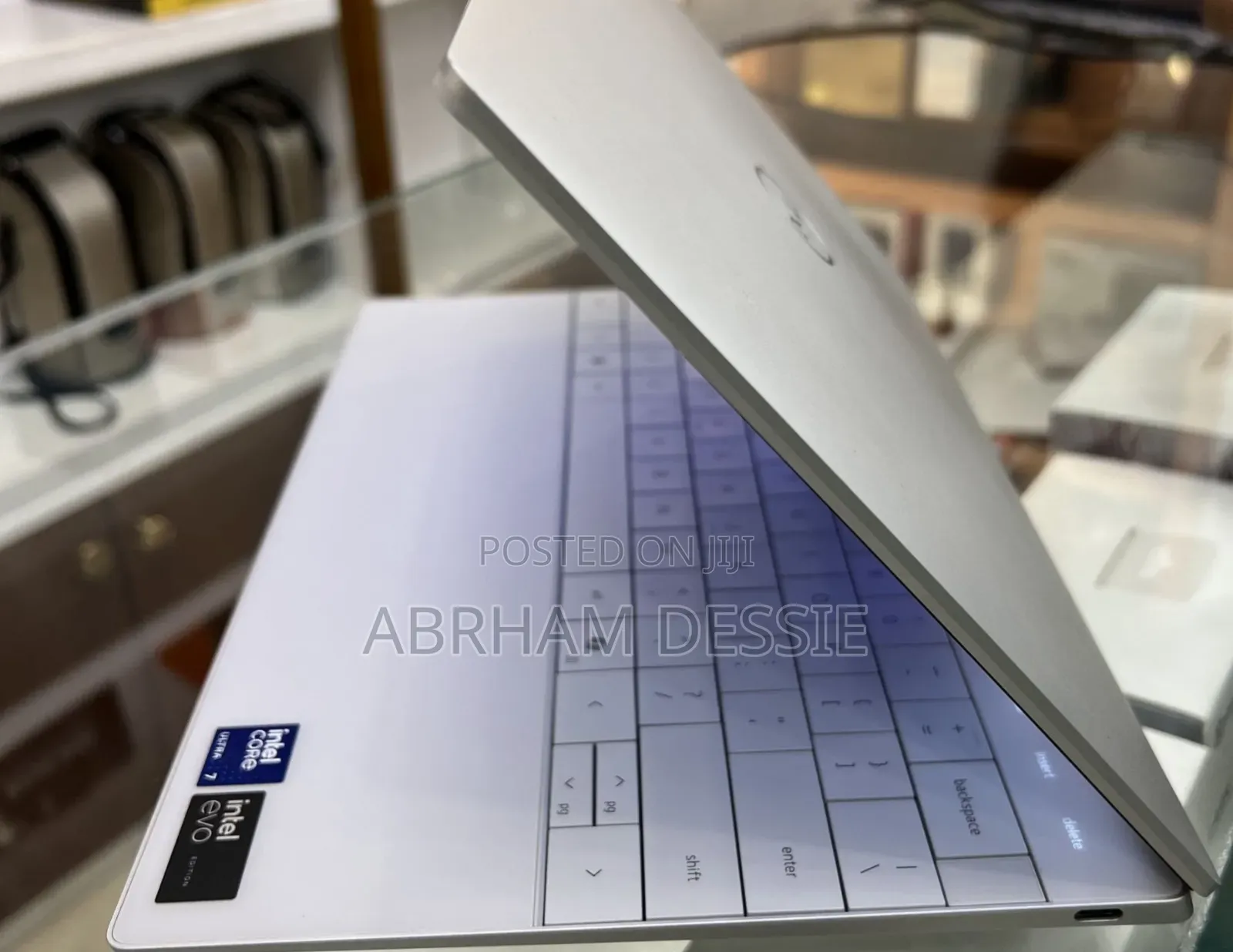 New Laptop Dell XPS 15 16GB Intel Core Ultra 7 SSD 512GB