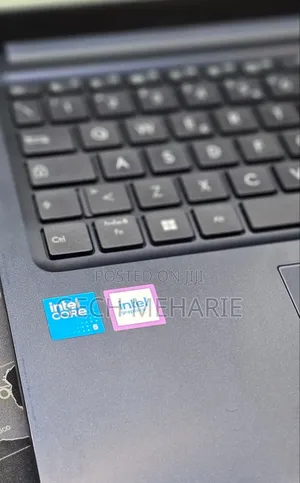 New Laptop Asus VivoBook 15 X505BA 16GB Intel Core 5 SSD 512GB