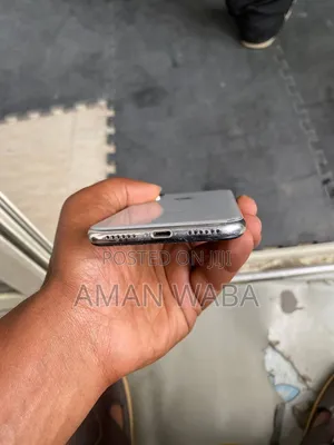 Apple iPhone X 256 GB White