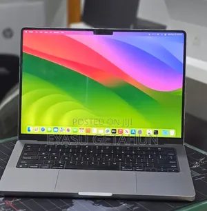 New Laptop Apple MacBook Pro 2023 M3 8GB Apple M3 Pro SSD 512GB