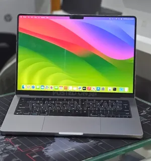 New Laptop Apple MacBook Pro 2023 M3 8GB Apple M3 Pro SSD 512GB