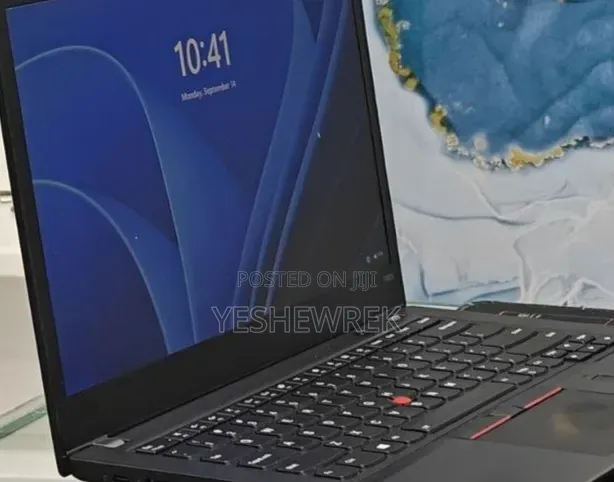 New Laptop Lenovo Legion 5 8GB Intel Core i7 SSD 256GB