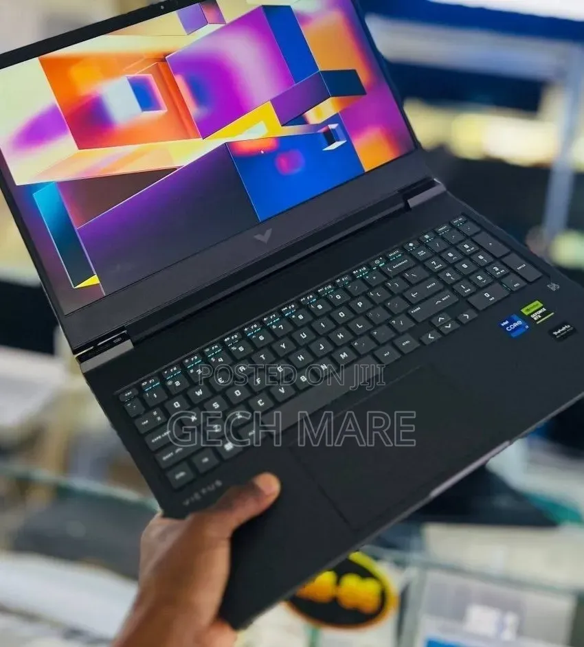 New Laptop HP Victus 15 16GB Intel Core i7 SSD 1T