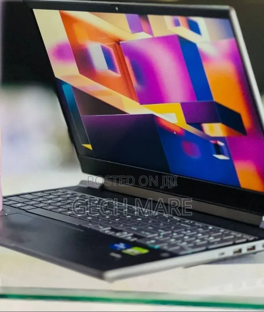 New Laptop HP Victus 15 16GB Intel Core i7 SSD 1T