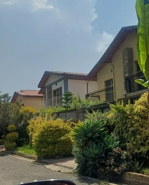 Furnished 3bdrm Villa in Bole for sale