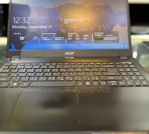 Laptop Acer Aspire 3 4GB Intel Core i3 HDD+SSD 1T