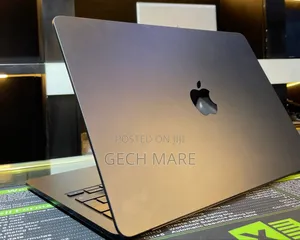 New Laptop Apple MacBook Air 2022 M2 8GB Apple M2 SSD 512GB