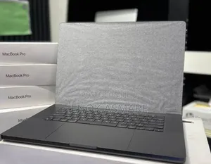 New Laptop Apple MacBook Pro 2024 M4 Max 48GB Apple M4 SSD 4T