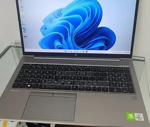 New Laptop HP ZBook 15 16GB Intel Core i7 SSD 512GB