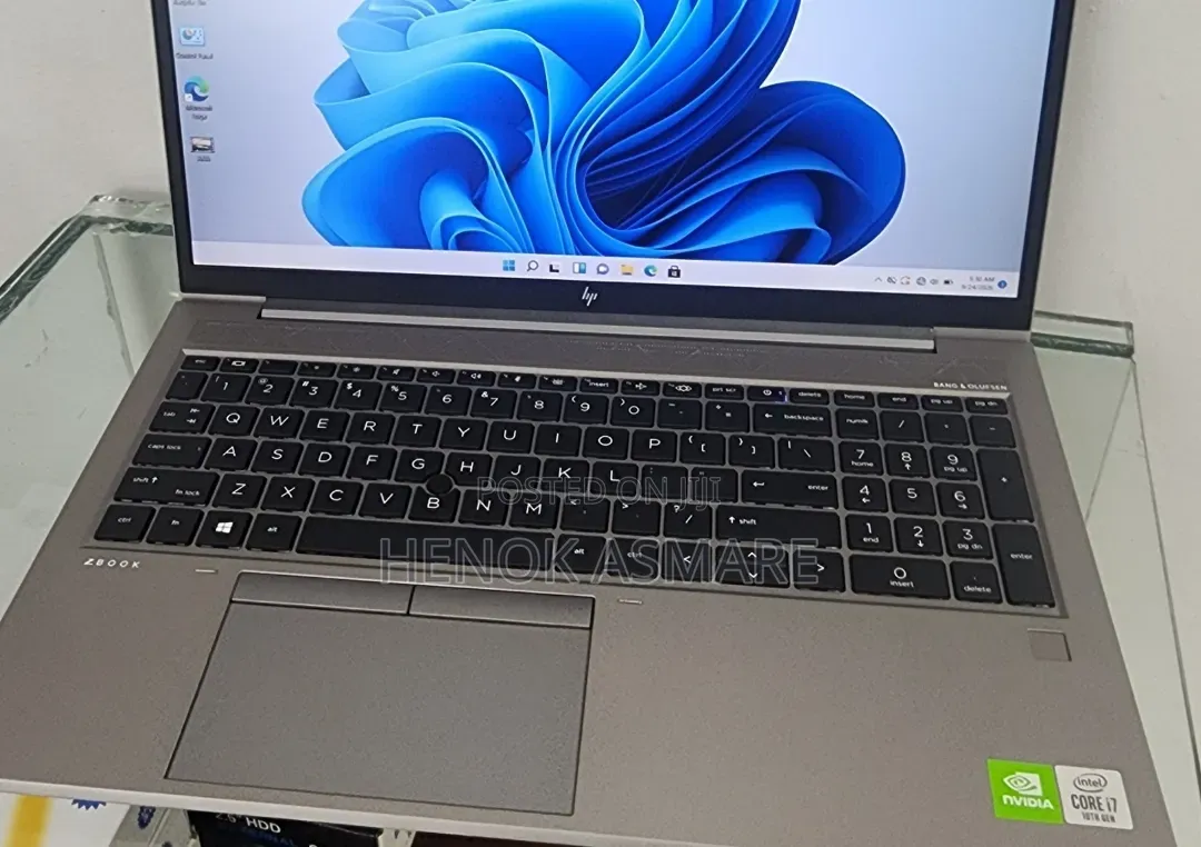 New Laptop HP ZBook 15 16GB Intel Core i7 SSD 512GB
