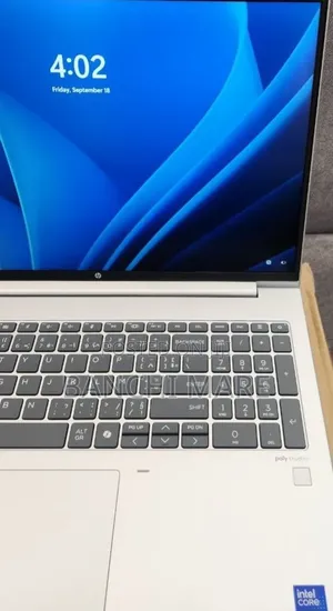 New Laptop HP ProBook 460 G11 16GB Intel Core Ultra 7 SSD 512GB