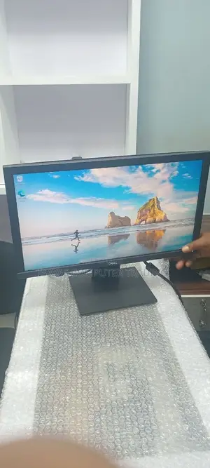 Dell Moniter Brand New Dell Moniter 20 Inch