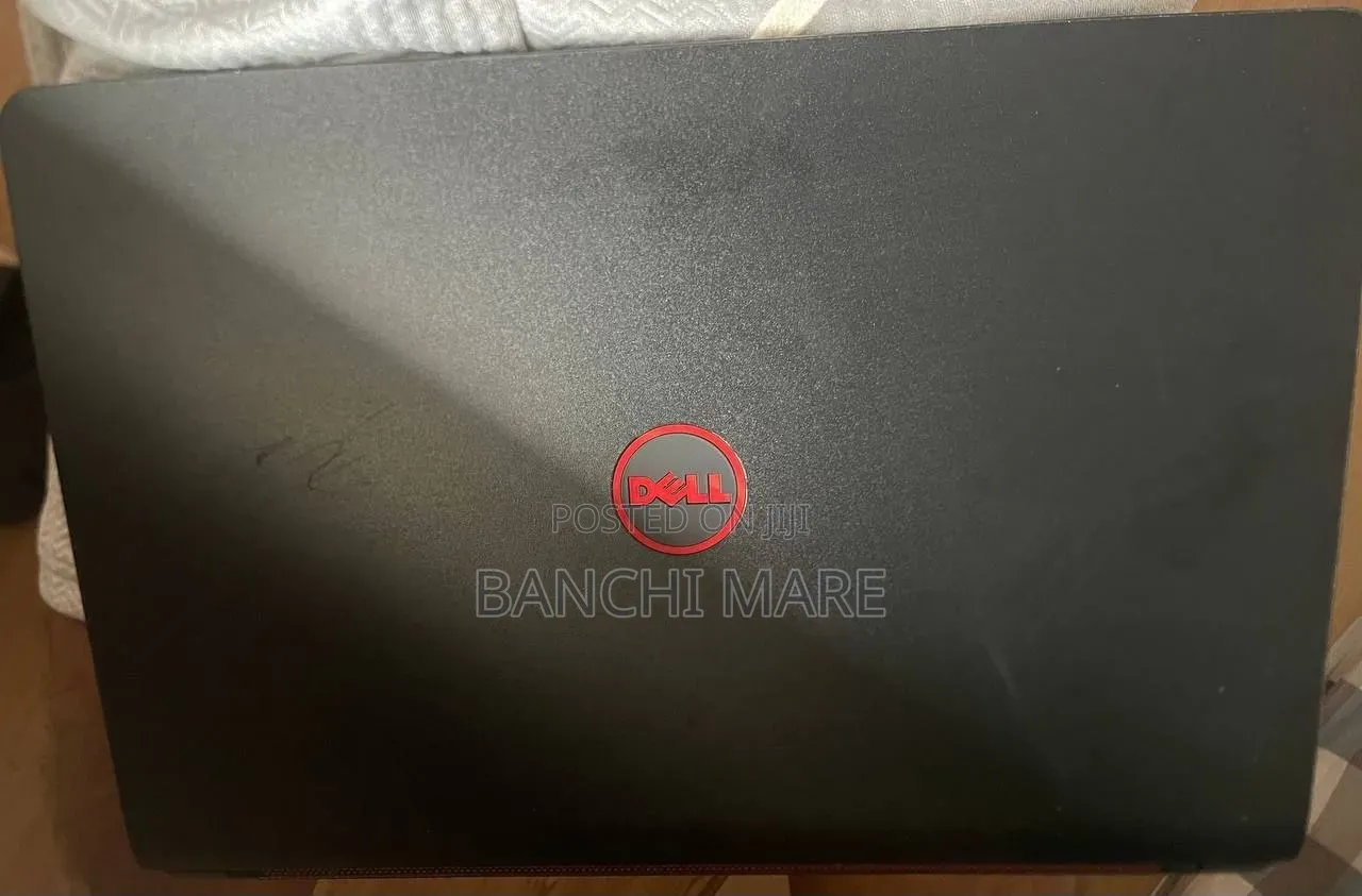 New Laptop Dell Inspiron 15 8GB Intel Core i7 SSD 256GB