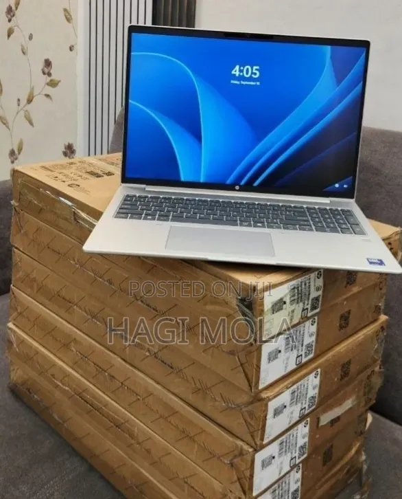 New Laptop HP ProBook 460 G11 16GB Intel Core Ultra 7 SSD 512GB