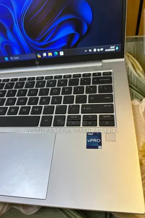 New Laptop HP EliteBook 840 G9 16GB Intel Core i5 SSD 512GB