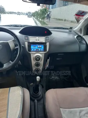 Toyota Yaris 2006 Gray