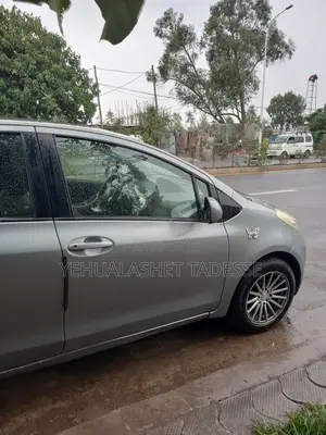 Toyota Yaris 2006 Gray