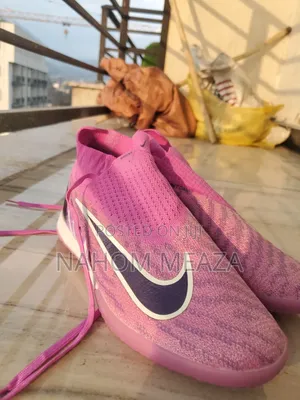 Football Shoes《Nike Phantom Football Boots — Premium Edition》