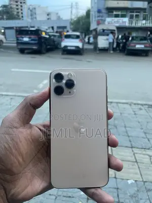 Apple iPhone 11 Pro 64 GB Gold