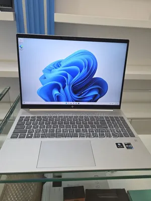 New Laptop HP Pavilion 15 16GB Intel Core i7 SSD 1T