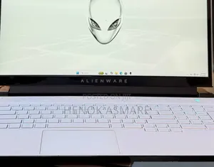 New Laptop Alienware X17 R1 16GB Intel Core i7 SSD 512GB