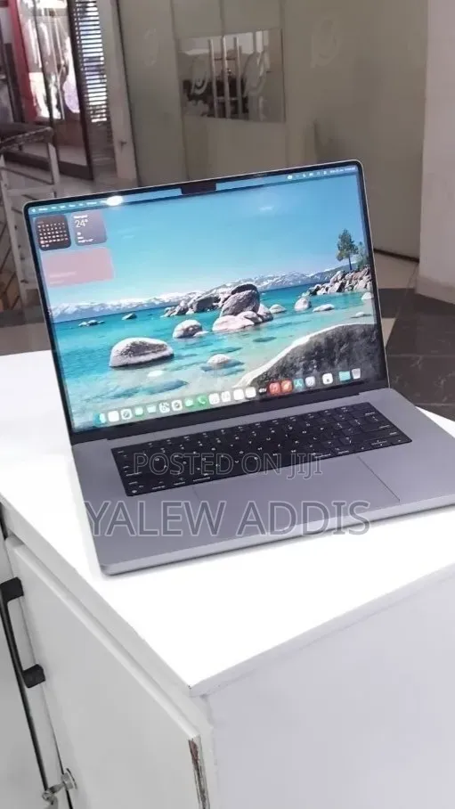 New Laptop Apple MacBook Pro 2021 M1 32GB Apple M1 SSD 1T