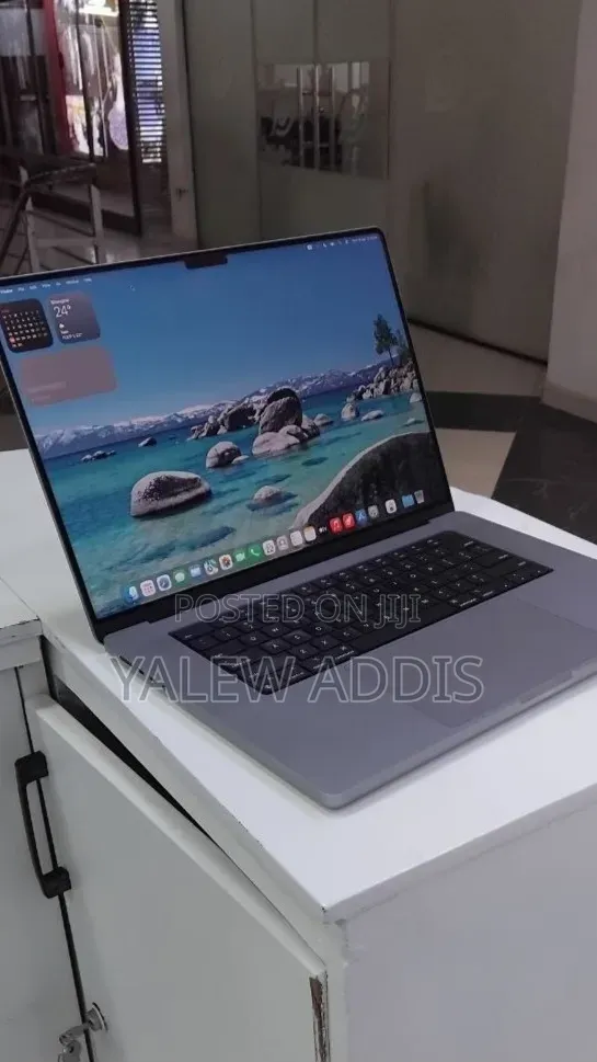 New Laptop Apple MacBook Pro 2021 M1 32GB Apple M1 SSD 1T