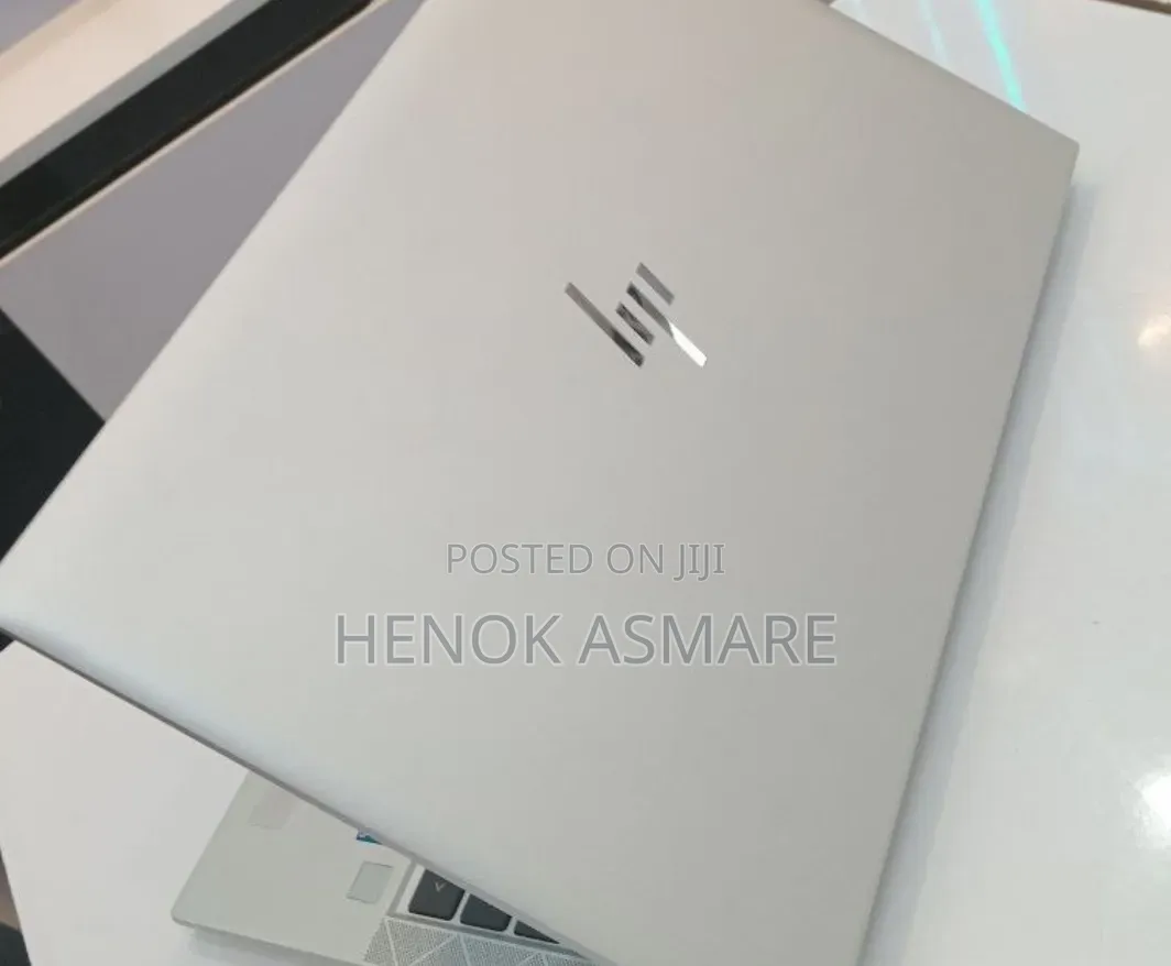 New Laptop HP EliteBook 840 G8 16GB Intel Core i5 SSD 512GB