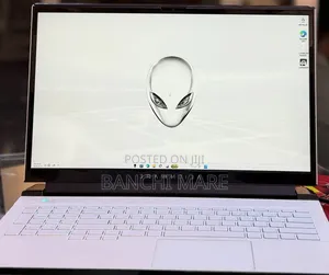 New Laptop Alienware X17 R1 8GB Intel Core i7 SSD 512GB